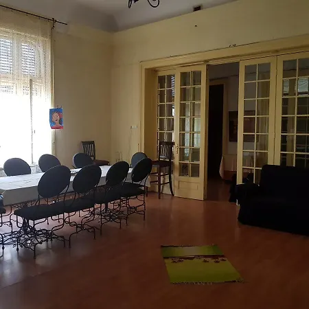 Casa Boiereasca Hostel *